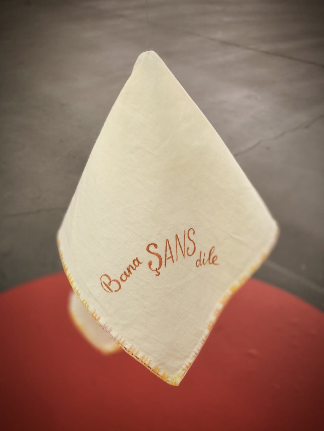 Mendil / Handkerchief